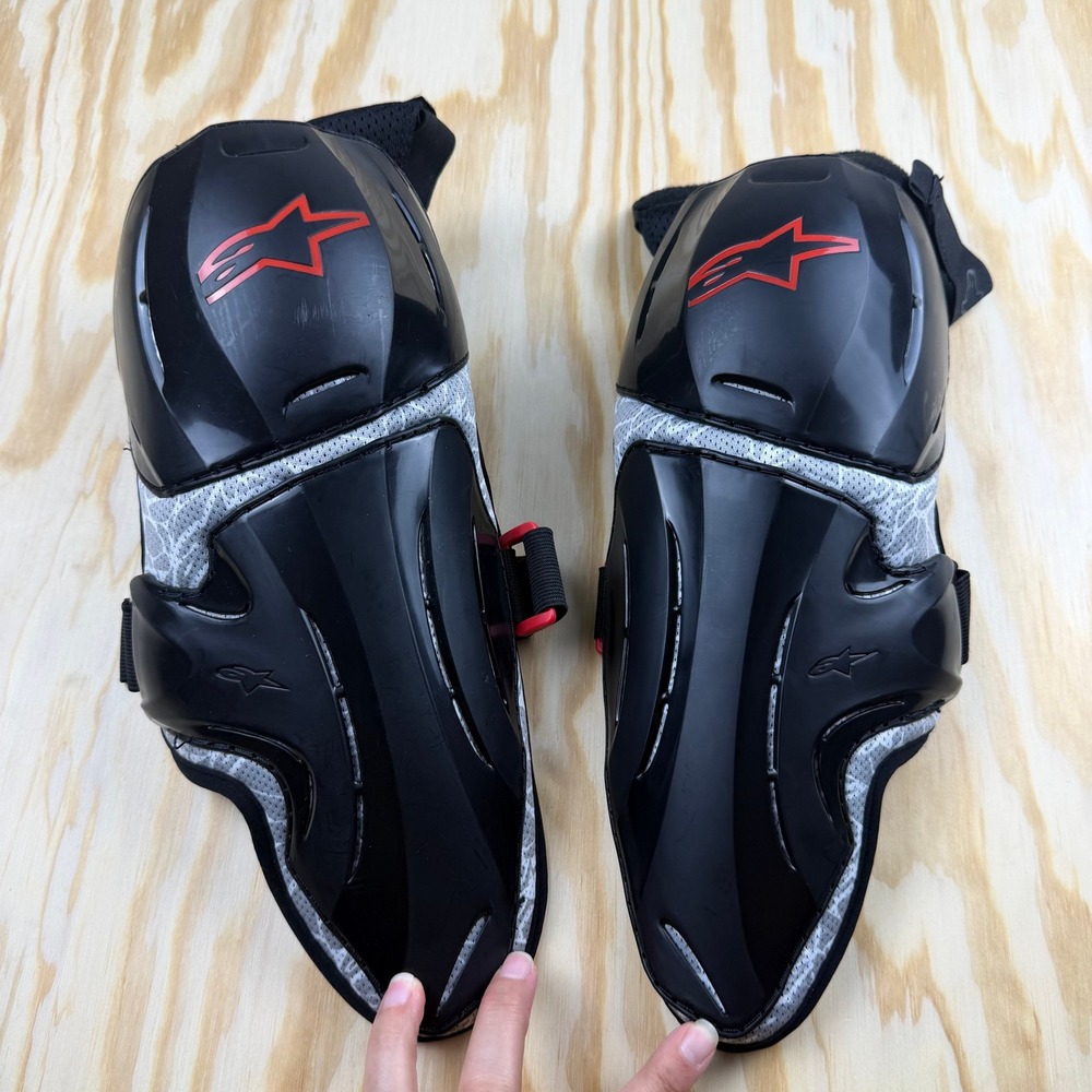 Alpinestars Vapor Pro Knee Protector Guards Black Red S-M Motocross MTB 84153
